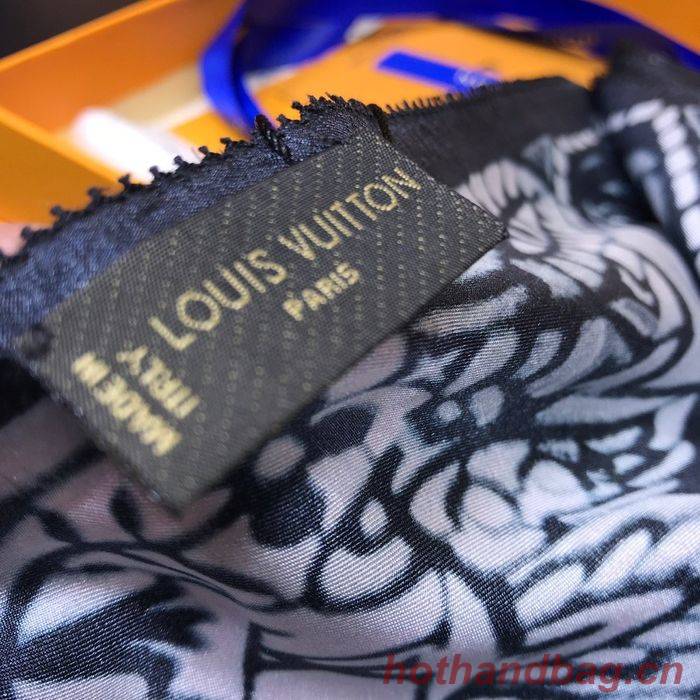 Louis Vuitton Scarf LVS00156
